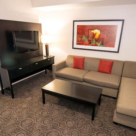 Holiday Inn Hotel & Suites Red Deer By Ihg Exterior photo