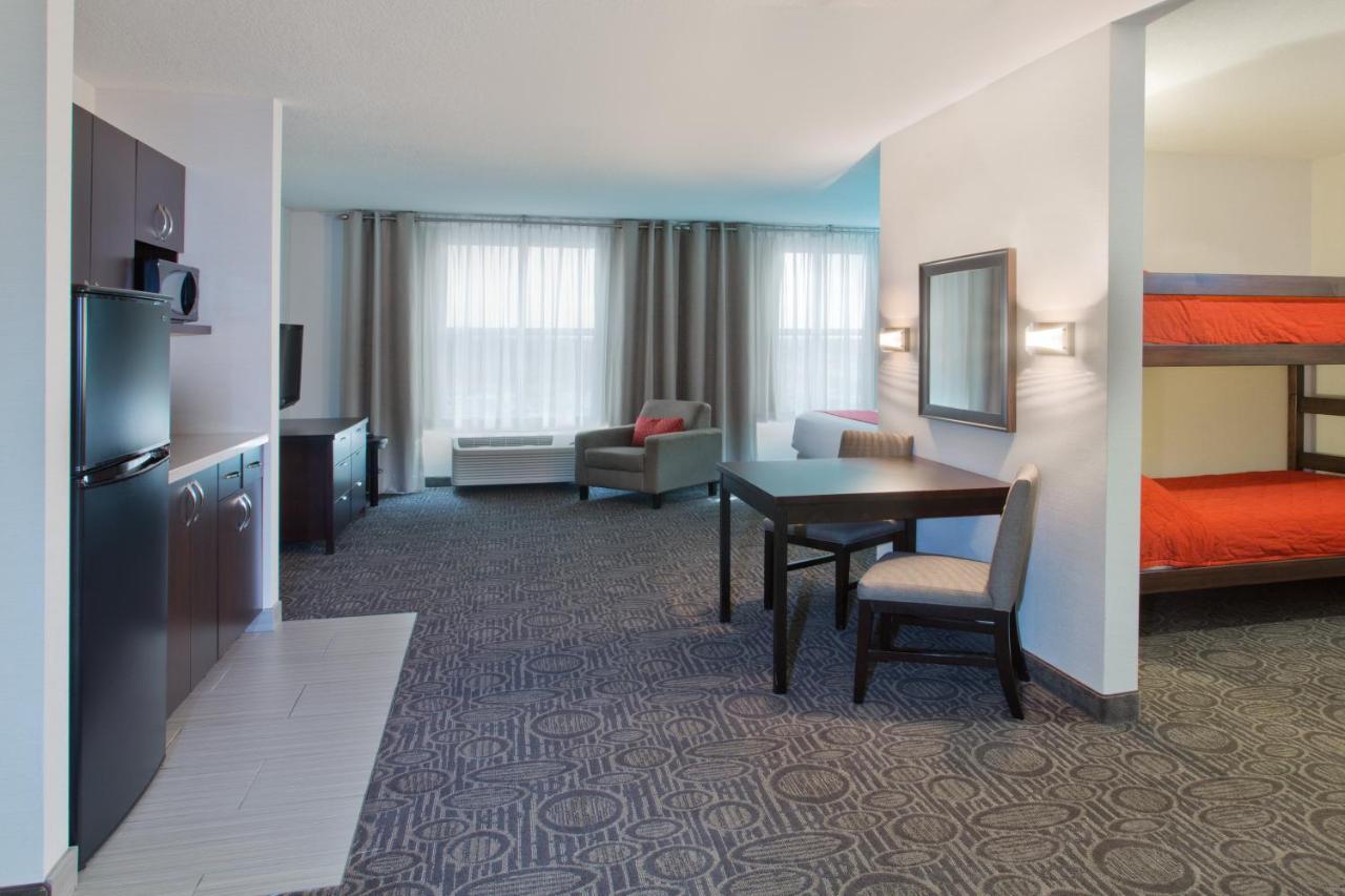 Holiday Inn Hotel & Suites Red Deer By Ihg Room photo