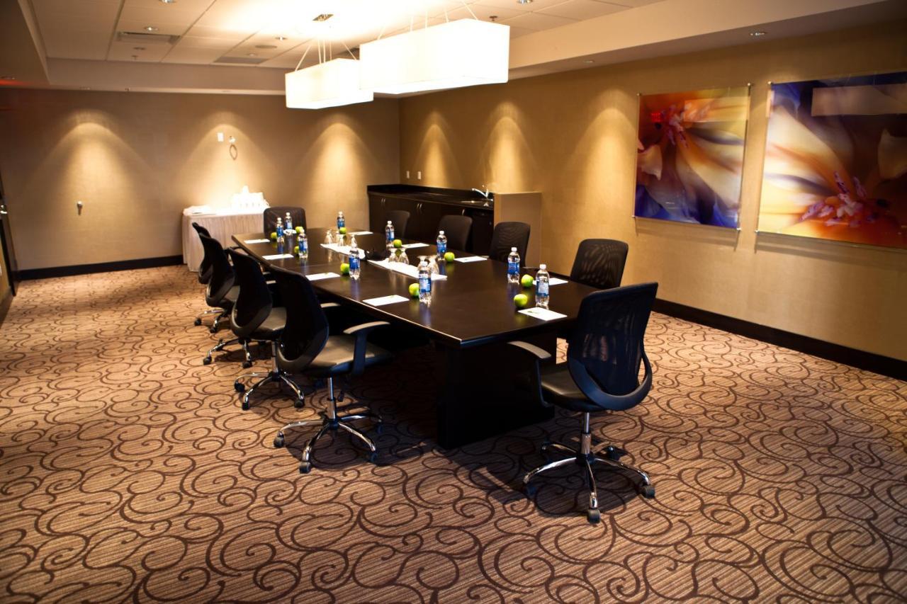 Holiday Inn Hotel & Suites Red Deer By Ihg Exterior photo