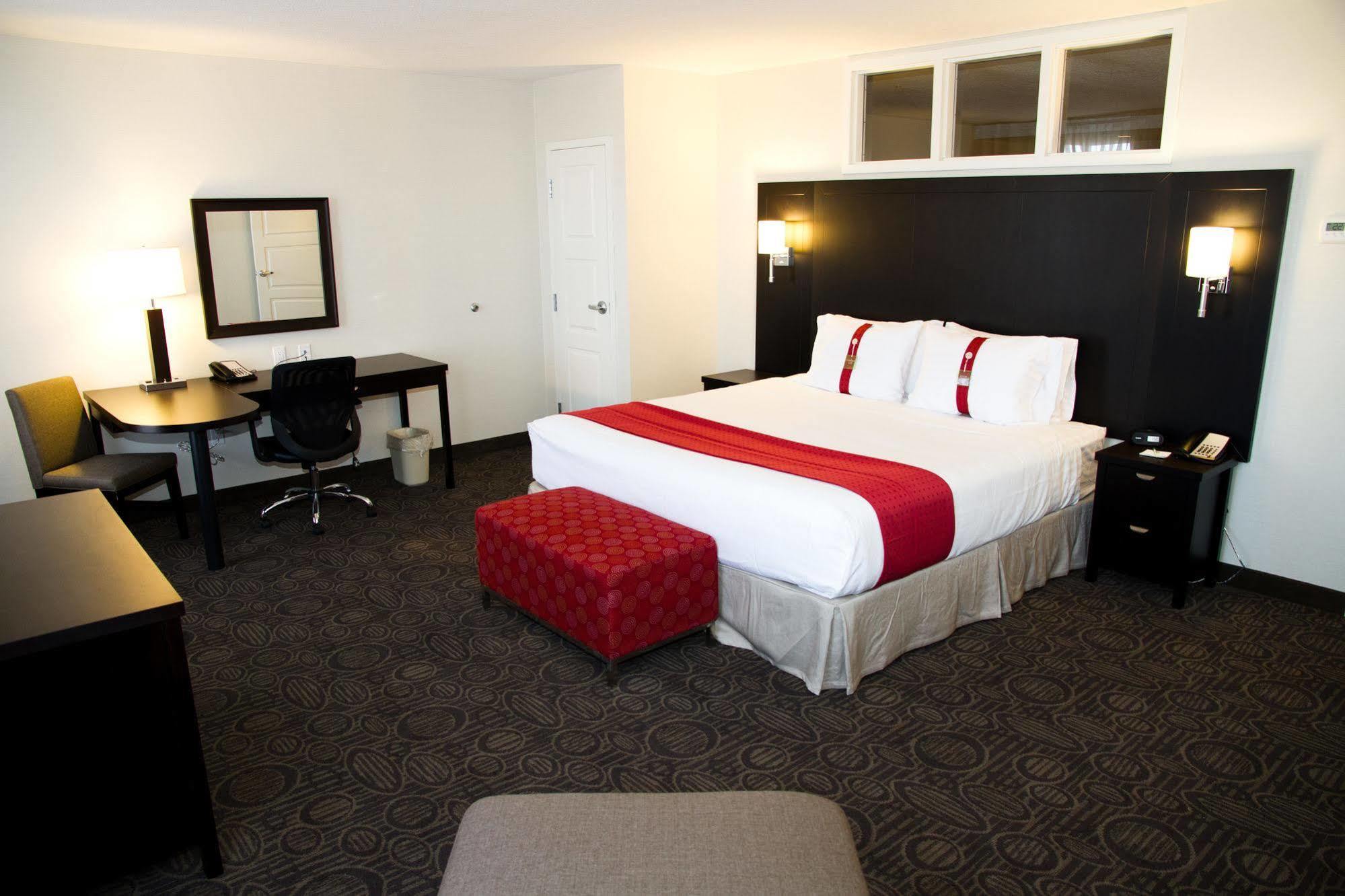 Holiday Inn Hotel & Suites Red Deer By Ihg Exterior photo