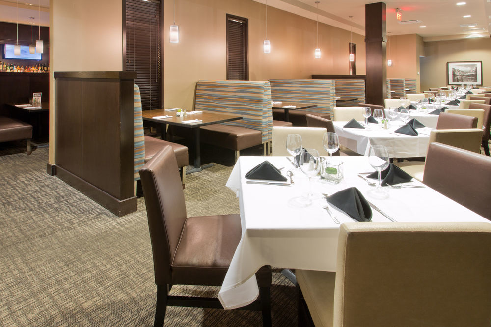 Holiday Inn Hotel & Suites Red Deer By Ihg Exterior photo
