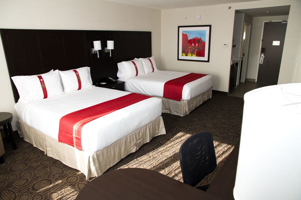 Holiday Inn Hotel & Suites Red Deer By Ihg Exterior photo