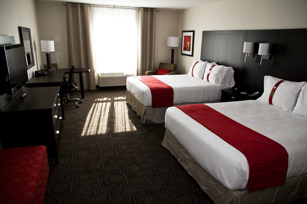 Holiday Inn Hotel & Suites Red Deer By Ihg Exterior photo