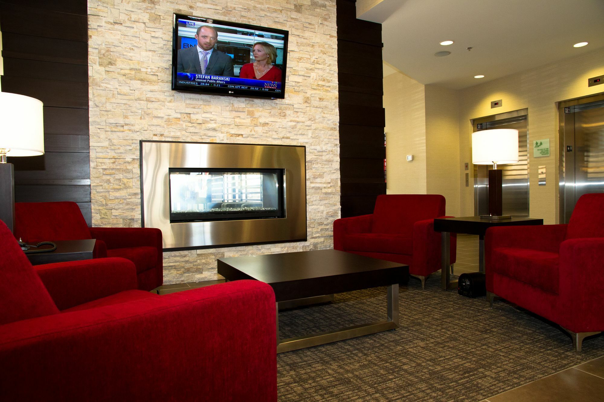Holiday Inn Hotel & Suites Red Deer By Ihg Exterior photo